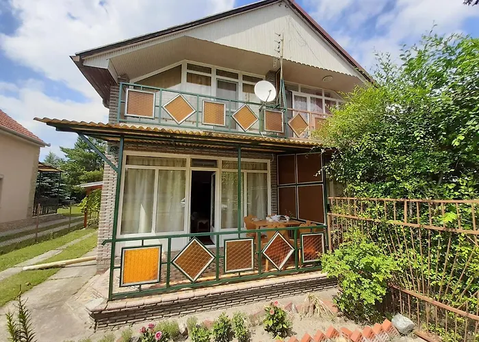 بيت للعطل Eliza Nyaralo Balatonmáriafürdő